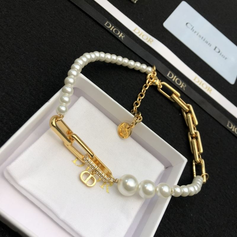 chr1st1an D10r necklaces